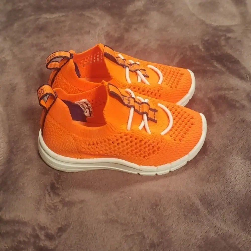 Osh’Kosh Pool to Play Water‎ Shoes